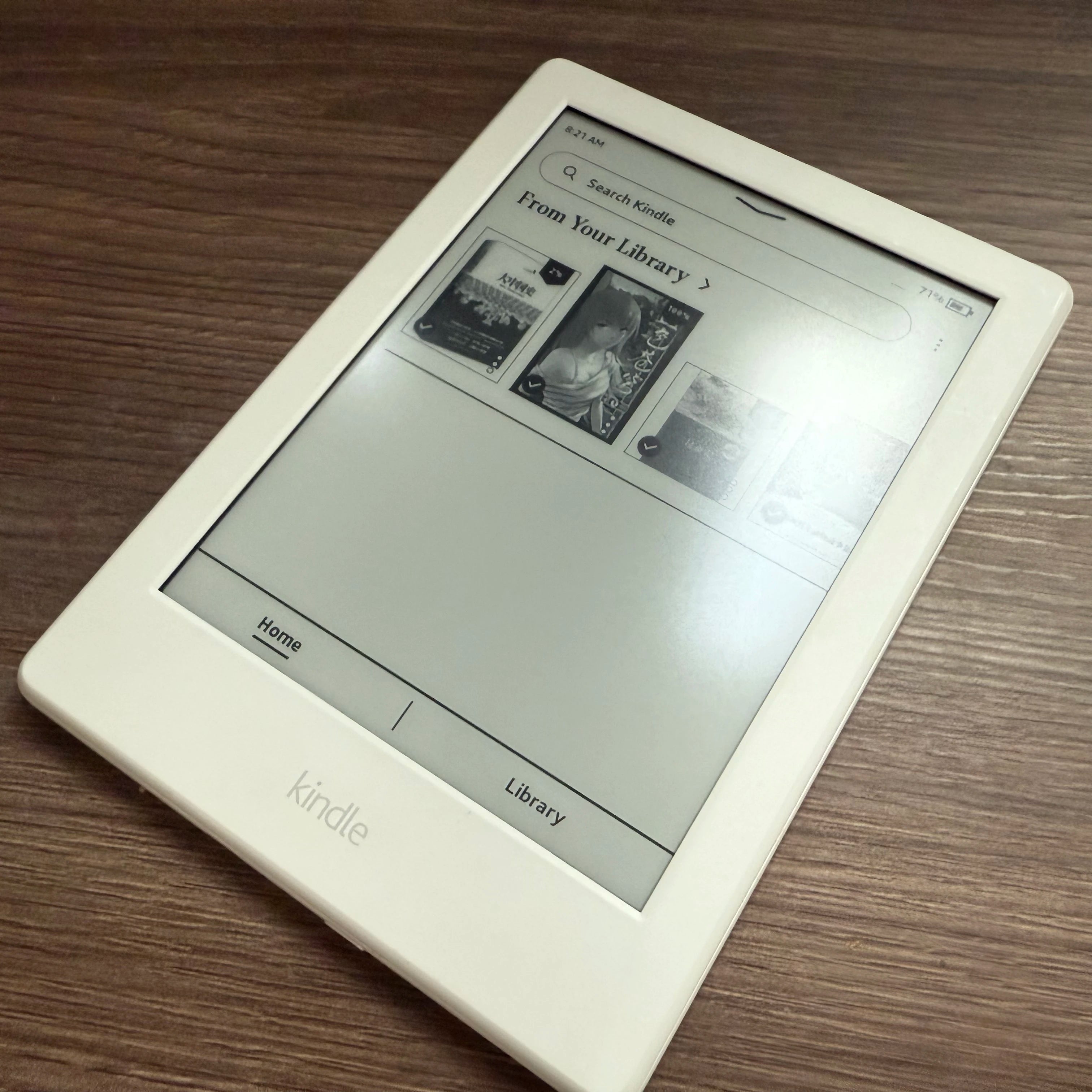 Kindle 8th Gen – L’e-reader pratique et léger pour les passionnés de lecture
